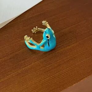 Blue Frog Gold Reptile Ring